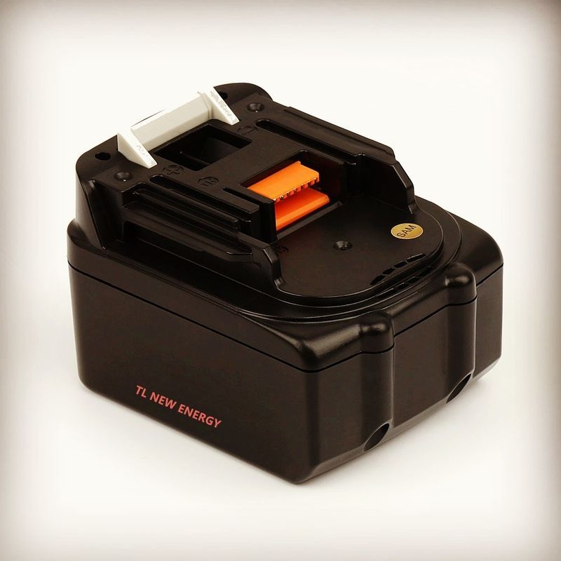 14.4V 5000mAh Piles au lithium rechargeables pour outils en plastique pour attaches à main Gt-One