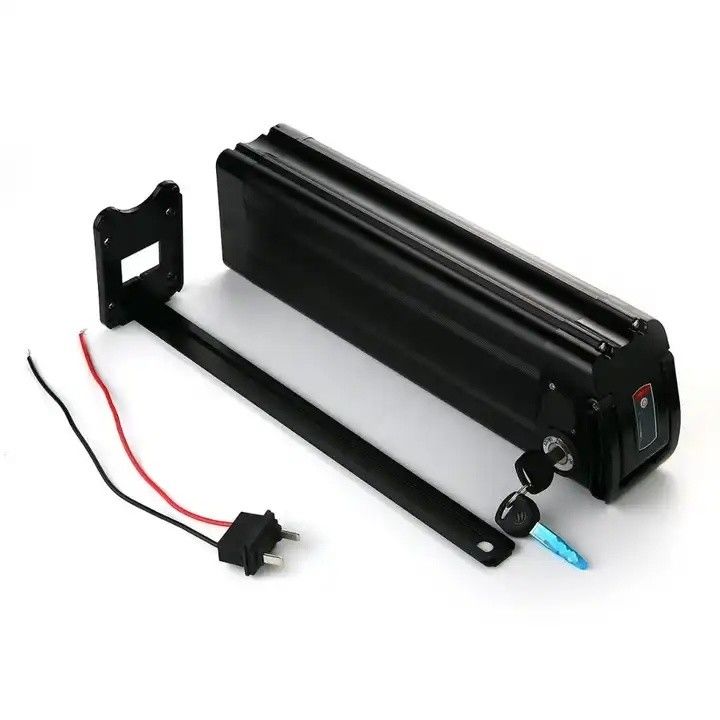36V Poisson d'argent puissant 10s6p 10s5p batterie au lithium avec USB Black Silverfish style batterie électrique vélo